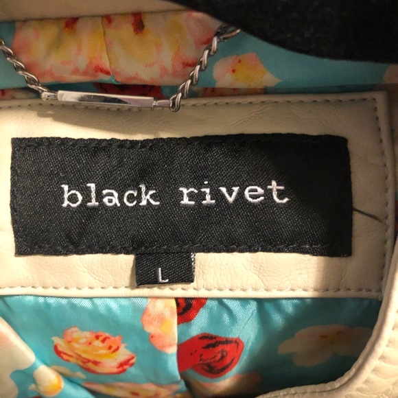 Leather jacket - Picture 2 of 2